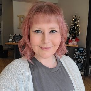 Meet your Posher, Amanda